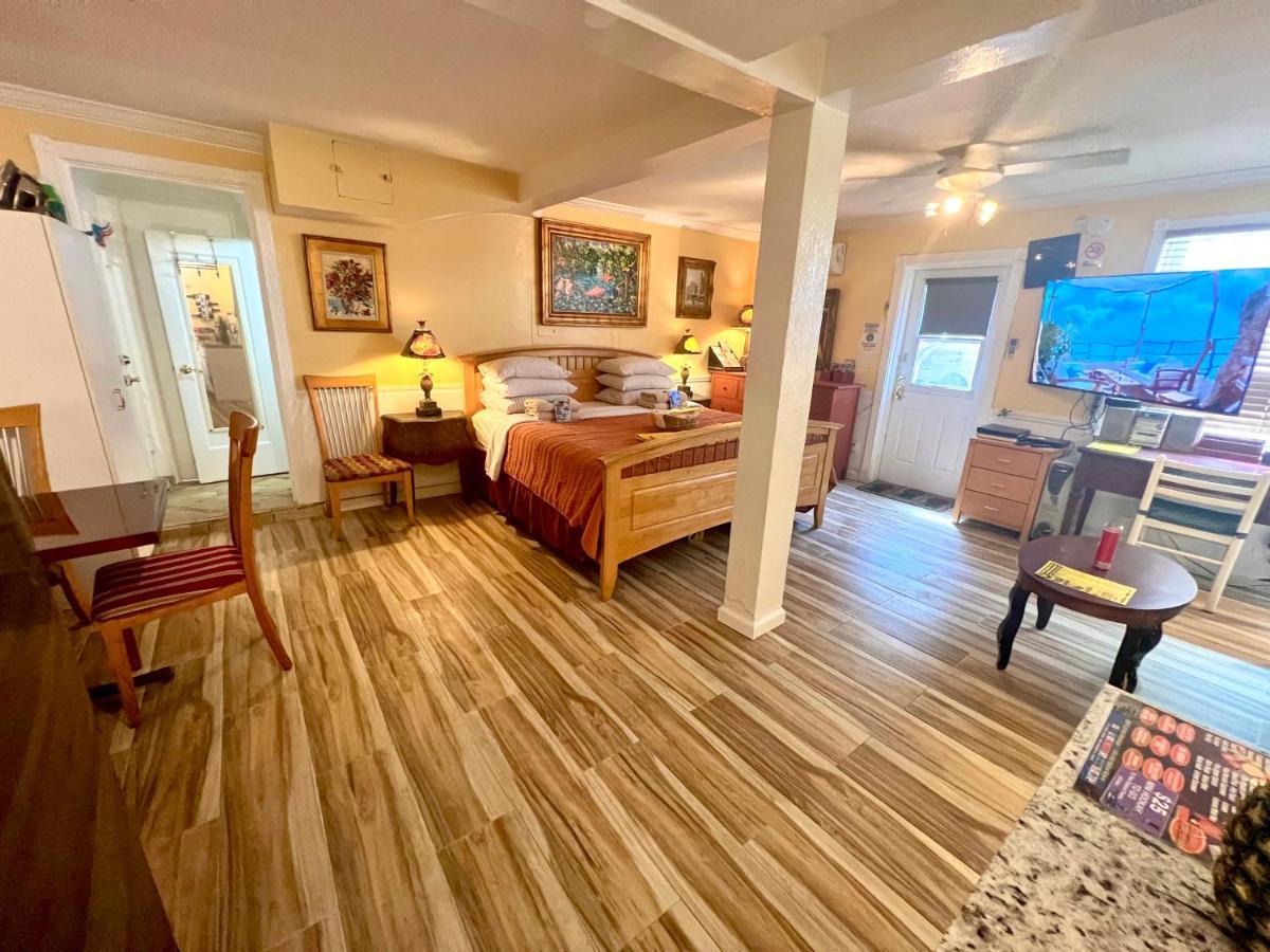 Villa Sinclair Beach Suites And Spa Χόλιγουντ Εξωτερικό φωτογραφία